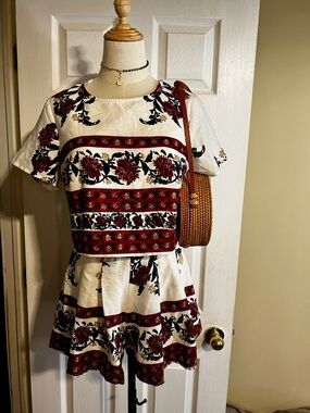 New Fashion Nova Floral Crop Top Pleated High Rise Shorts Festival Boho Resort M